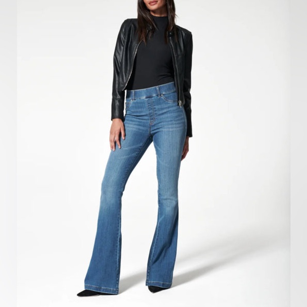 Spanx Flare Everywhere Flare Pull On High Waist 70s Stretch Denim Jeans